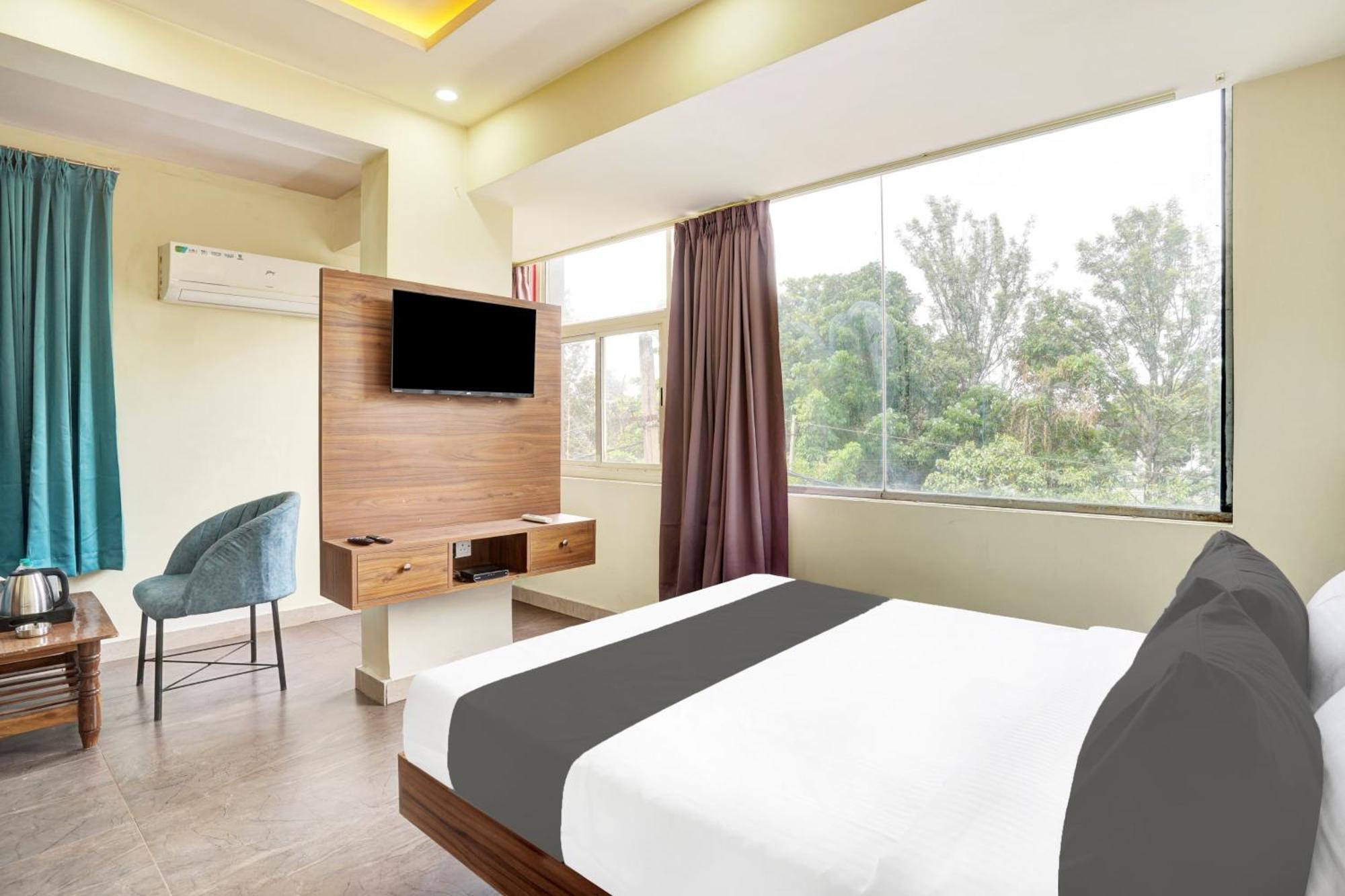 Hotel O Gayathri Metro Deluxe Bangalore Ngoại thất bức ảnh
